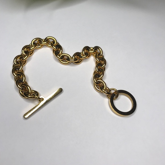 Gold Link Bracelet - Picture 5 of 7